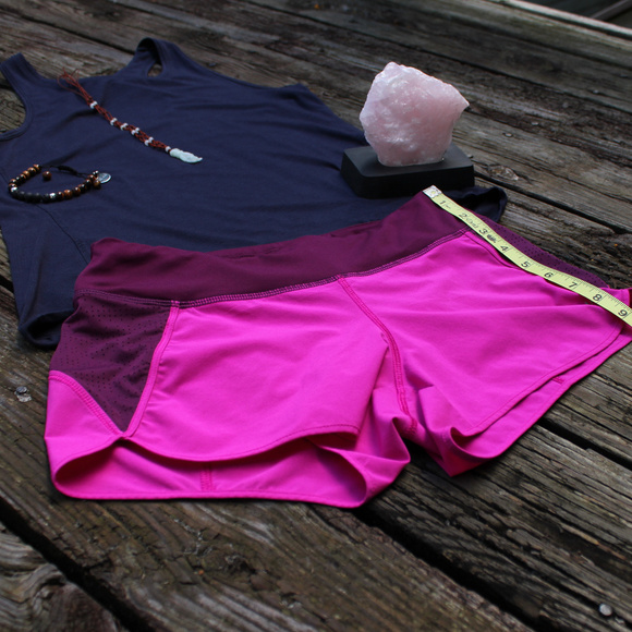 Athleta Track This Run Lined Short 3" Fuschia XXS - Picture 4 of 8